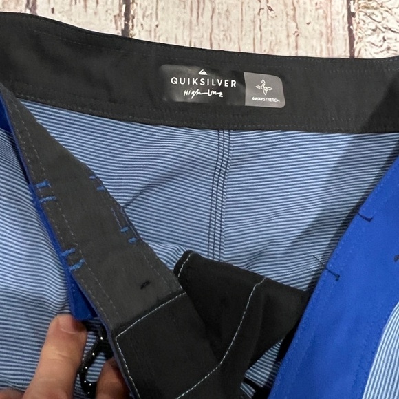 Mens Quicksilver Blue Swim Trunks Swimwear Board Shorts - Picture 8 of 9